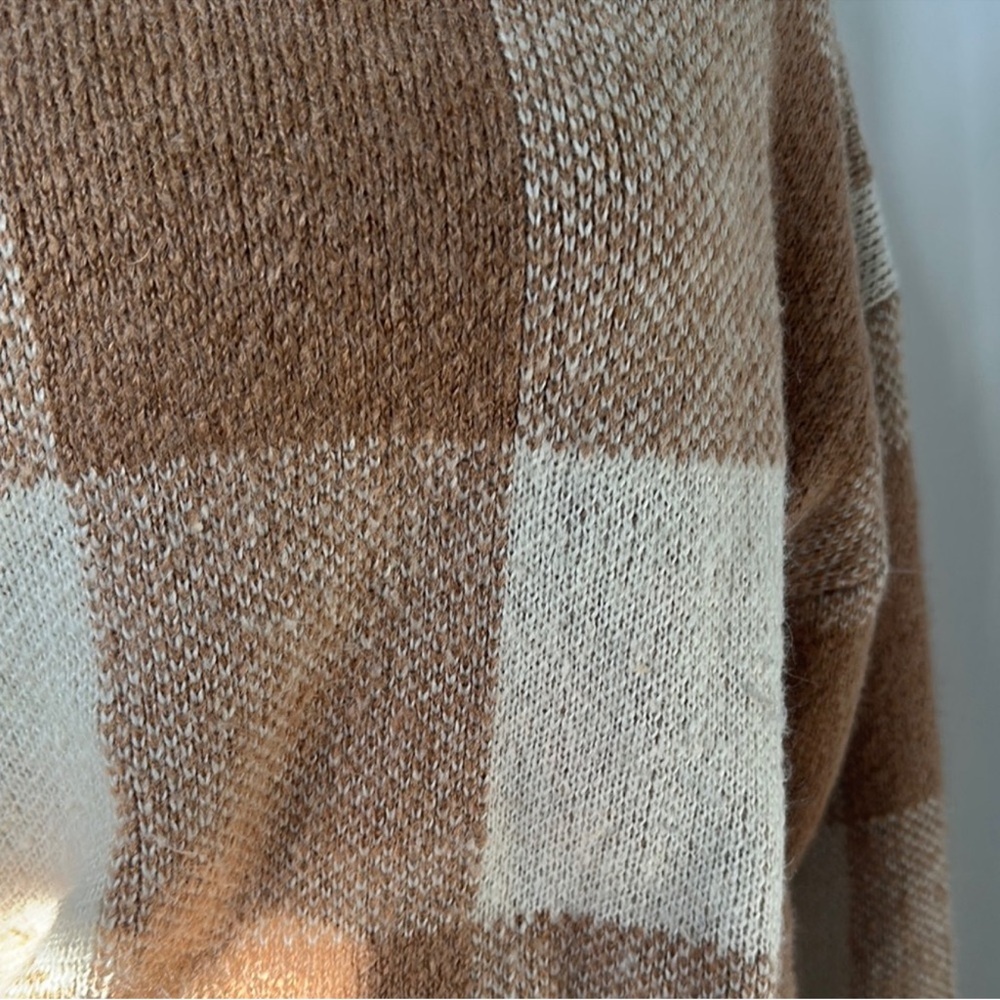 Blue B Boutique Sweater Tan Cream Oversized Cozy S M - Picture 4 of 5